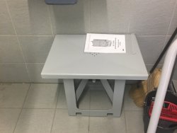 Dosenpresseinsatz mit Dosenpresse | Toel Recycling AG