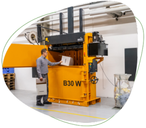 Kartonpresse B30 W | Toel Recycling AG