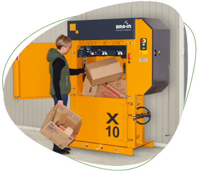 Kartonpresse X10 | Toel Recycling AG