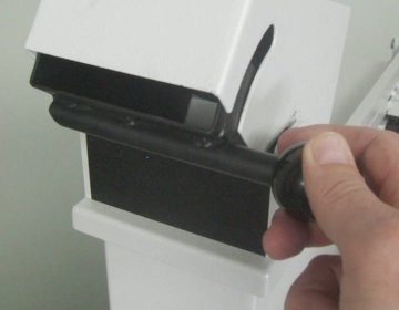 Festplattenschredder mit Einwurf für Festplatten