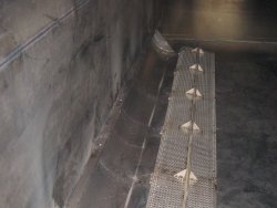 Presscontainer AJK Option Entwässerungsvorrichtung | Toel Recycling AG