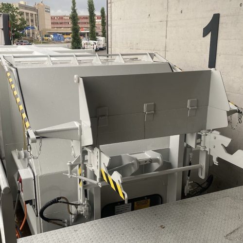 Presscontainer AJK Option Hub-Kippvorrichtung Rampe