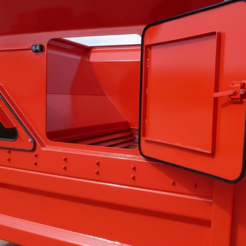 Presscontainer AJK Option Seitentür | Toel Recycling AG