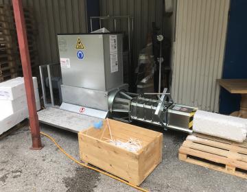 Styroporverdichter KBM Mini ohne Auslaufschiene l Toel Recycling AG