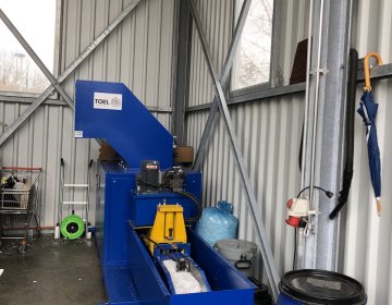 Styroporverdichter TR von vorne | Toel Recycling