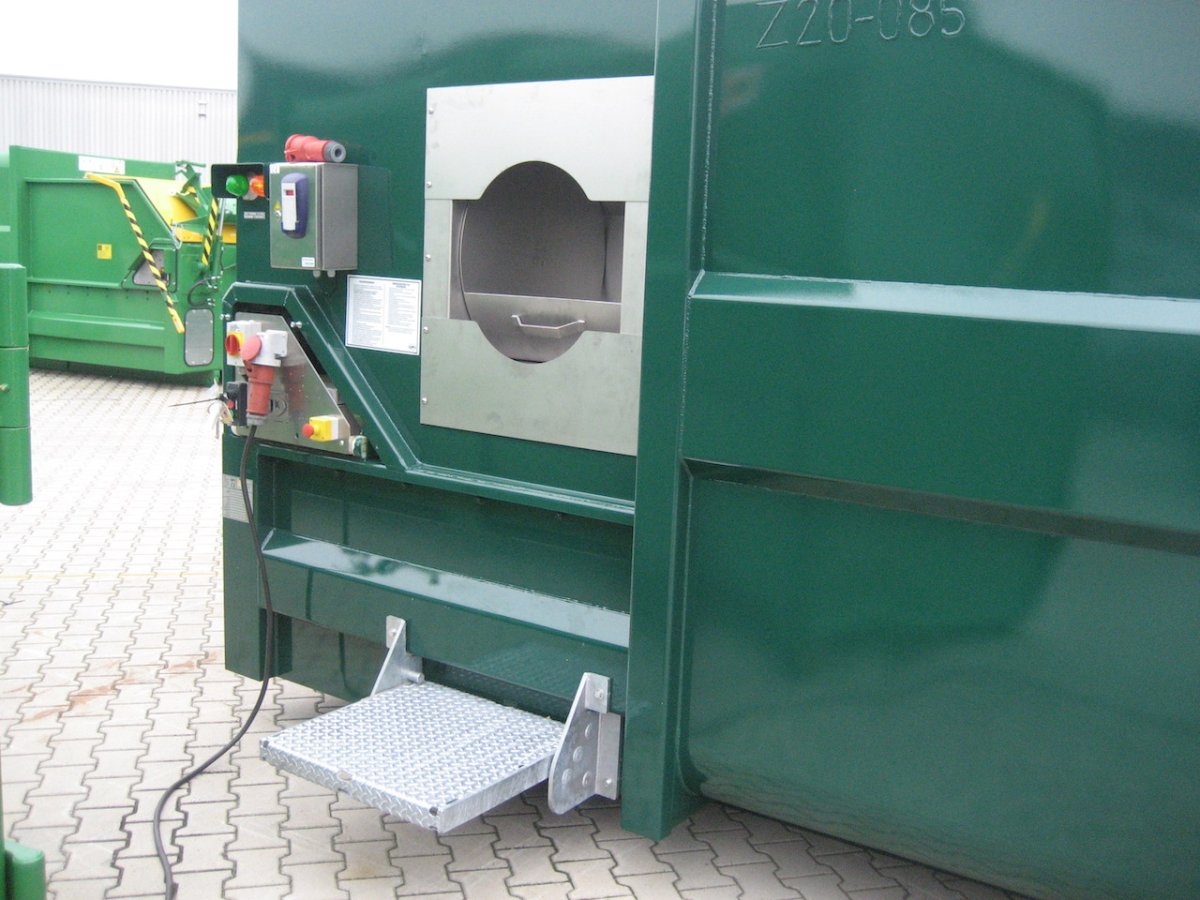 Presscontainer Wiegeschleuse Befüllung | Toel Recycling