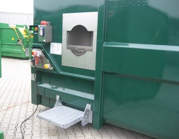 Presscontainer Wiegeschleuse Befüllung | Toel Recycling