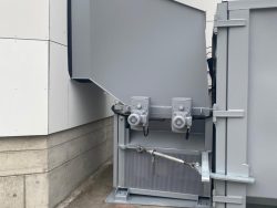 Schneckenverdichter Behälterzentrier- und Kuppelvorrichtung