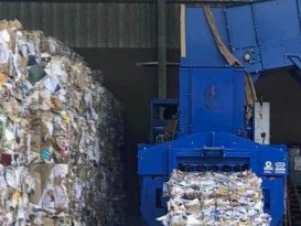 Kanalballenpresse mit Ballen | Toel Recycling AG