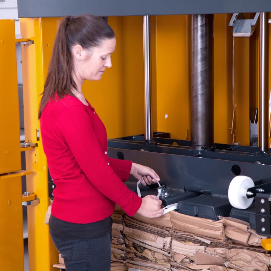 Ballenpresse Bramidan B30 Bandschneider | Toel Recycling AG