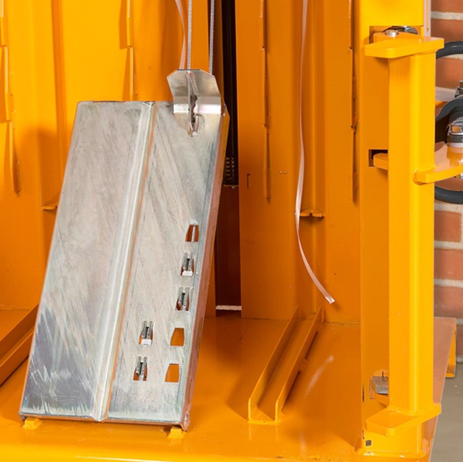 Ballenpresse Bramidan X10 Ballenauswurf | Toel Recycling AG