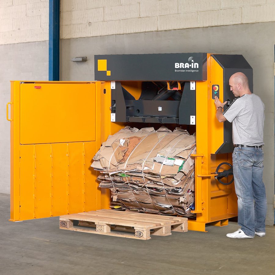 Ballenpresse Bramidan X25 Ballenauswurf | Toel Recycling AG