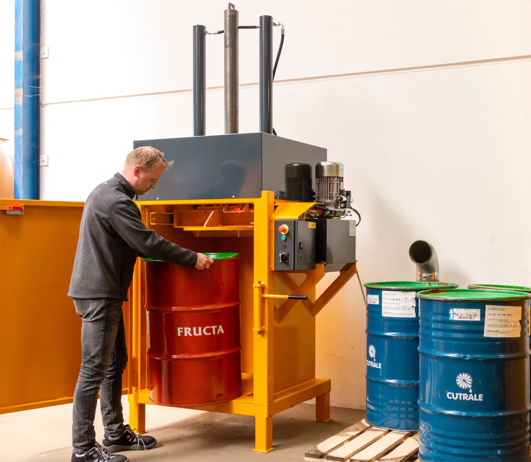 Fasspresse Bramidan DP16 Einfüllöffnung | Toel Recycling AG