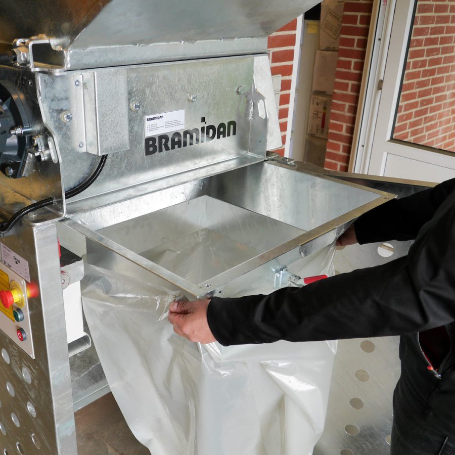 Styroporschredder Bramidan Sackhalter | Toel Recycling AG