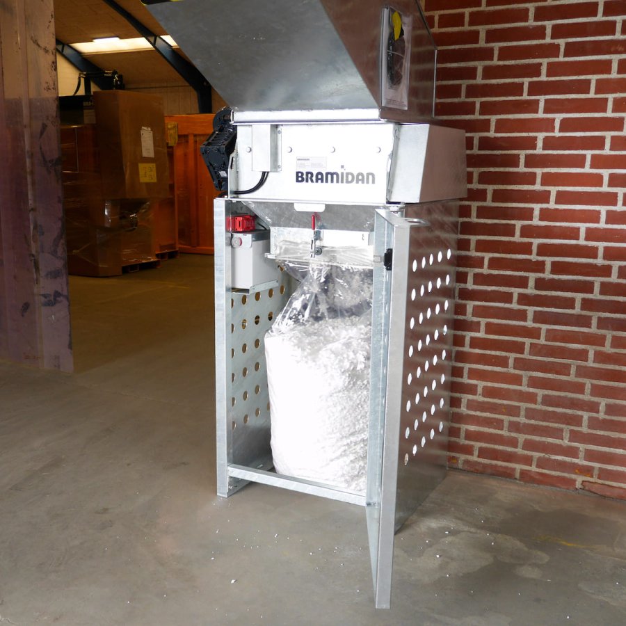 Styroporschredder Bramidan Styroporsack | Toel Recycling AG