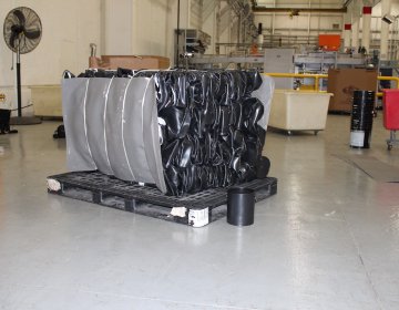 Kunststoffpresse Bramidan Kunststoffballen | Toel Recycling AG