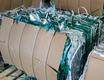 Kunststoffpresse Bramidan Strapex-Bänder | Toel Recycling AG