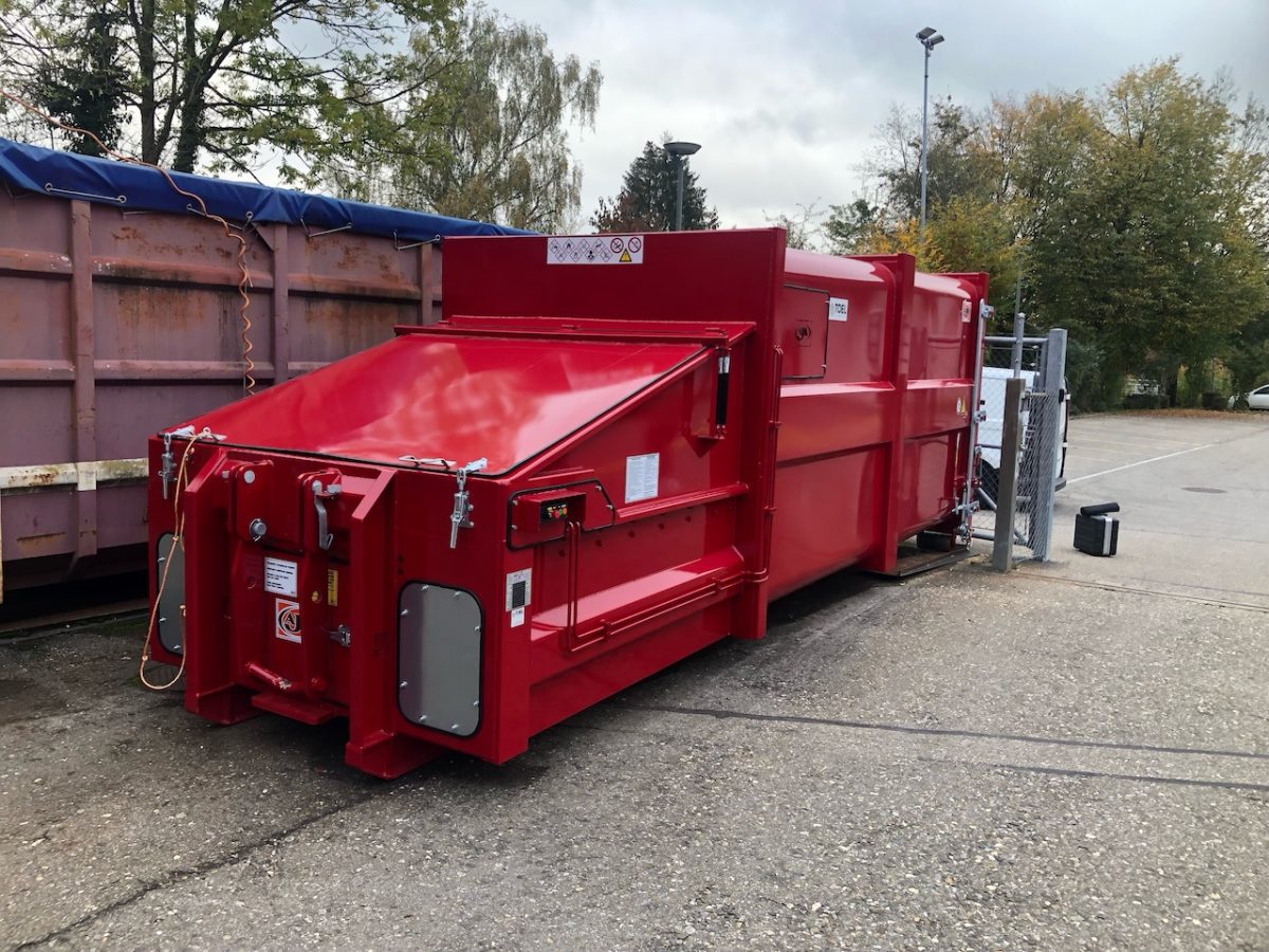 Presscontainer grosse Einfüllöffnung