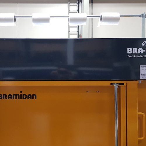 Ballenpresse Bramidan Abbindebandrollen oben