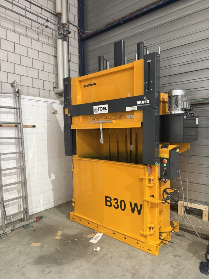 Ballenpresse Vorführmaschine B30 W