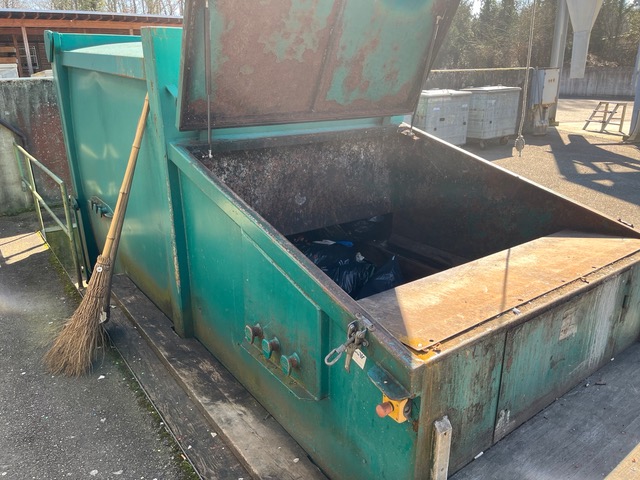 Presscontainer Occasion Welaki